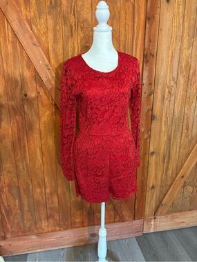 Red Lace Long-Sleeve Romper by Kimchi Blue